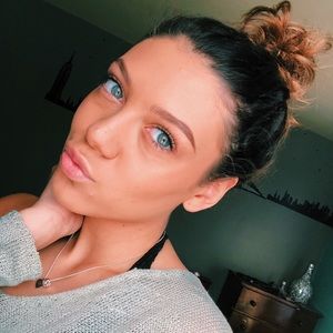 Meet your Posher, Brianna